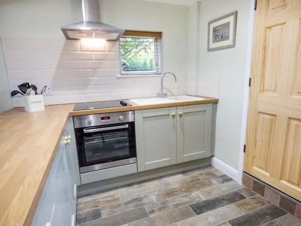 Fran'S Cottage Millington 0*,