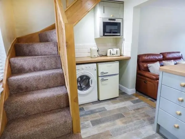 Fran'S Cottage Millington Holiday home